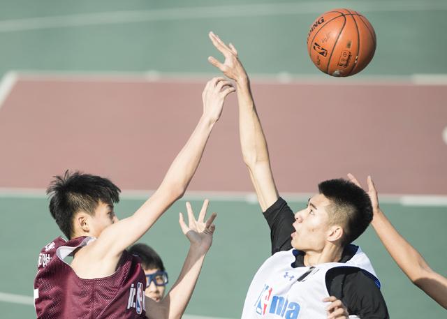边被c边被打屁股高潮视频