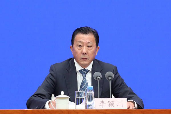 亚洲精品嫩草研究院久久