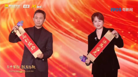 警花老婆的卧底经历